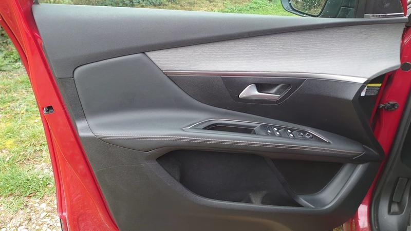 Peugeot 3008 2.0 BlueHDi 180 Eat8 Gt - Automatique Toit ouvrant