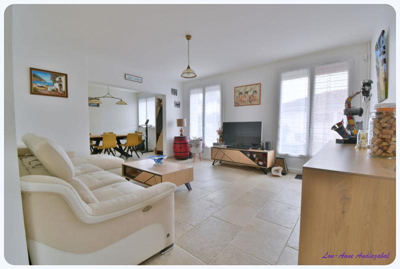 Maison - 97 m² - 4 pièces