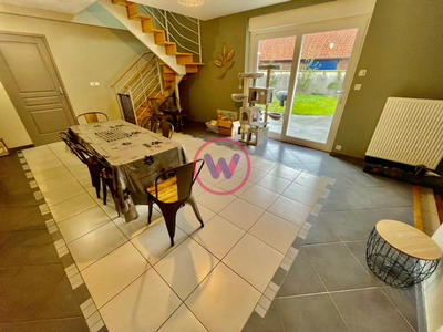 Maison - 167 m² - 8 pièces