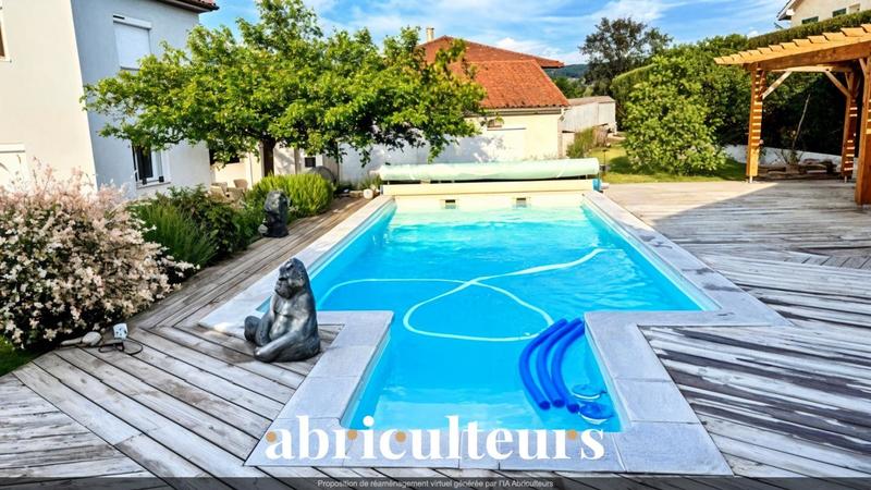 Maison ancienne - 194 m² - 6 pièces