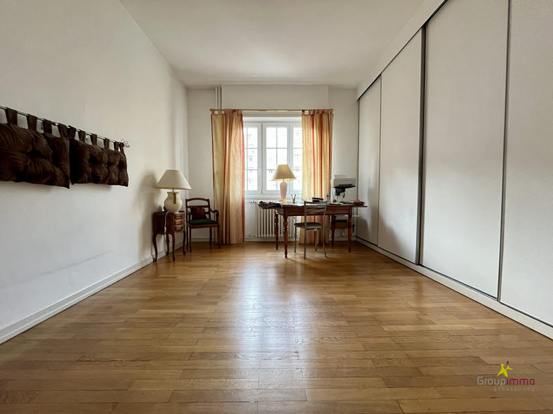 Appartement - 95 m² - 3 pièces