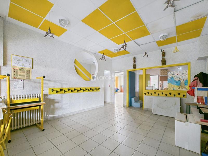 Maison - 585 m² - 18 pièces