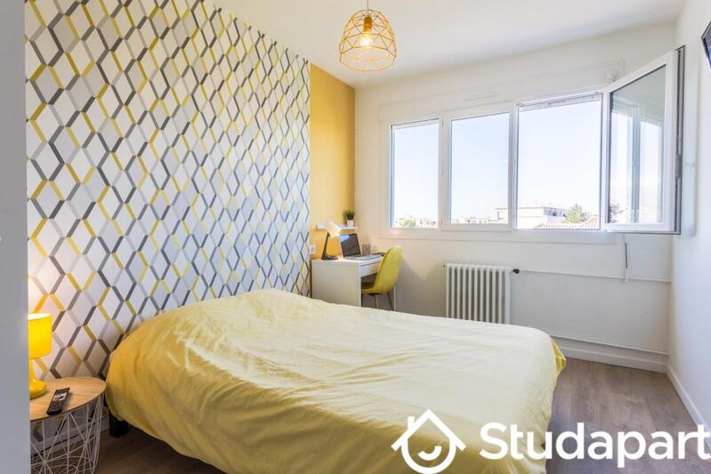 Chambre - 10 m² - 1 pièce