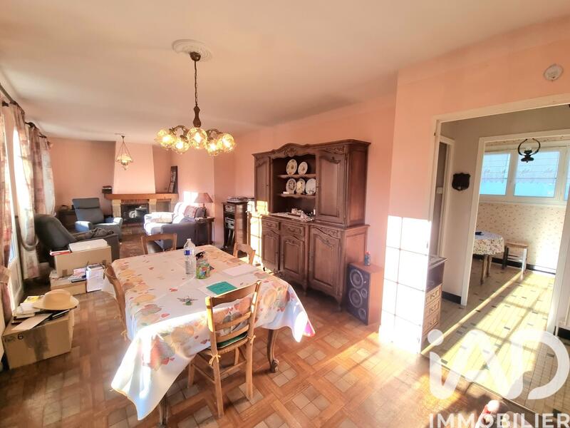Maison - 95 m² - 5 pièces