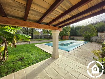 Maison - 155 m² - 6 pièces