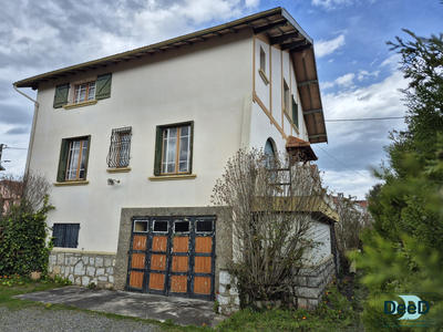 Maison ancienne - 175 m² - 6 pièces