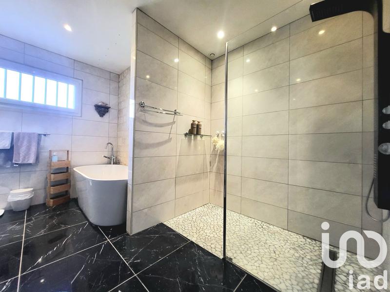 Maison - 155 m² - 6 pièces