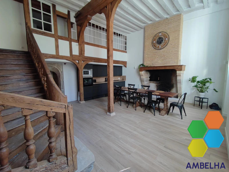 Appartement - 138 m² - 6 pièces