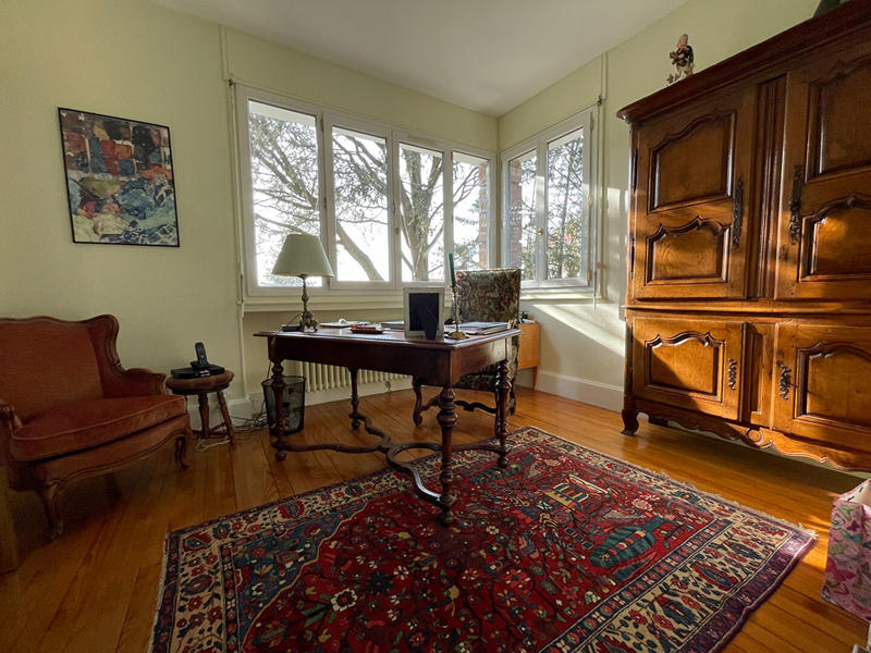 Maison - 208 m² - 6 pièces