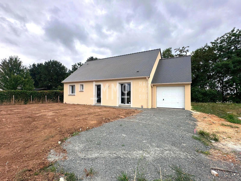 Maison - 90 m² - 4 pièces