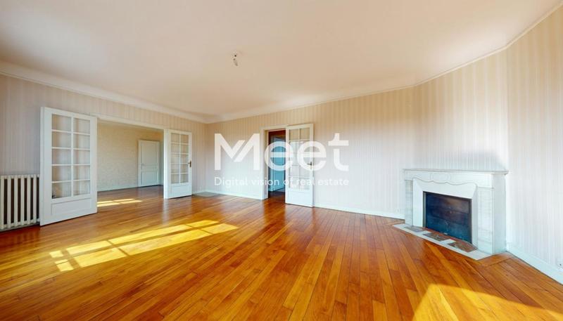 Appartement - 96 m² - 5 pièces