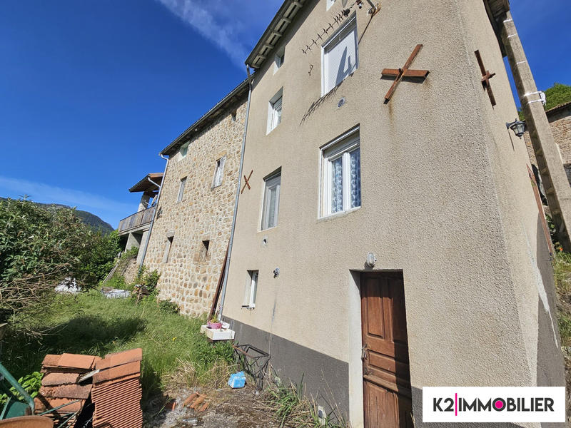 Maison - 80 m² - 6 pièces