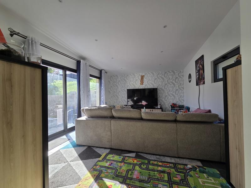 Maison - 137 m² - 5 pièces