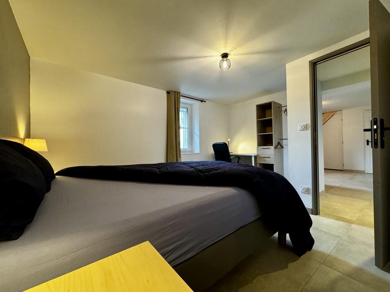 Appartement - 100 m² - 4 pièces