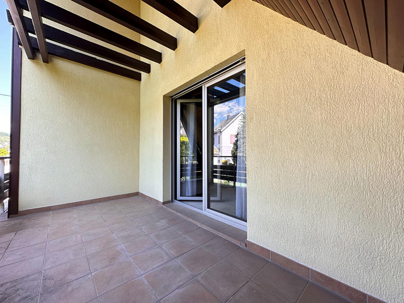 Maison - 250 m² - 6 pièces