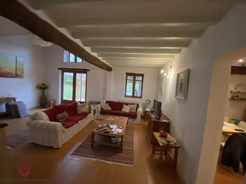 Maison - 163 m² - 5 pièces