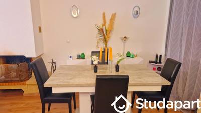 Chambre - 14 m² - 1 pièce