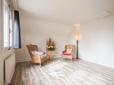 Appartement - 137 m² - 5 pièces