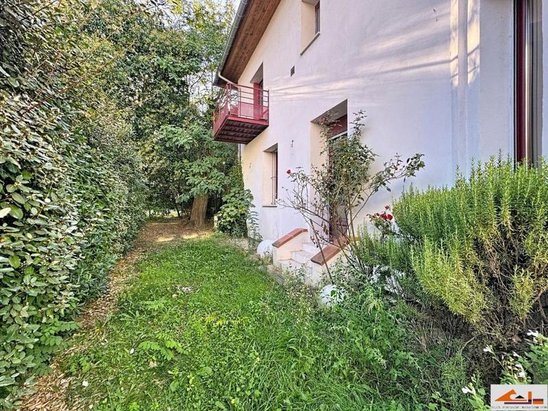 Appartement - 110 m² - 4 pièces