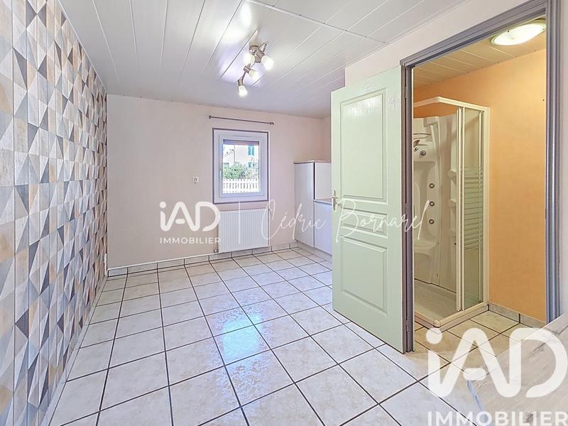 Maison - 182 m² - 7 pièces