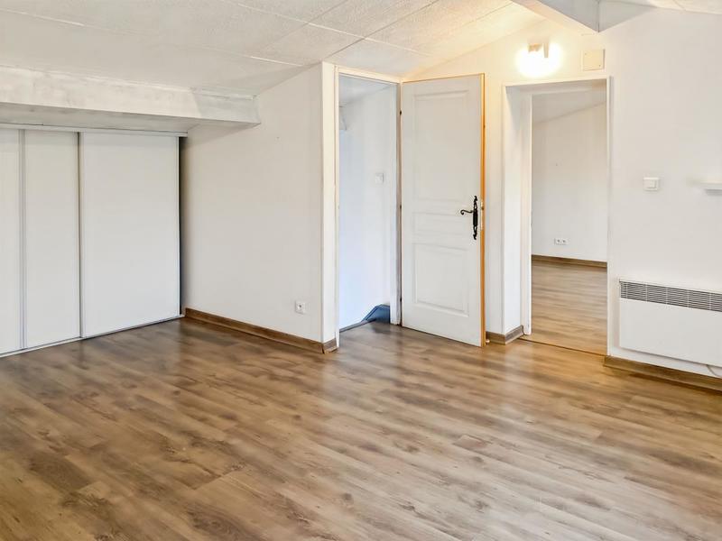 Villa - 186 m² - 8 pièces