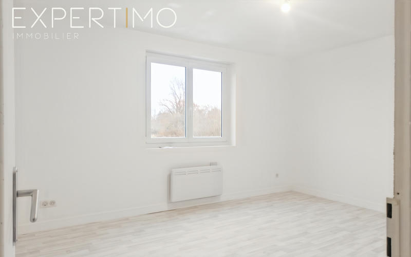 Maison - 93 m² - 5 pièces