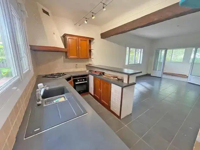 Villa - 96 m² - 5 pièces