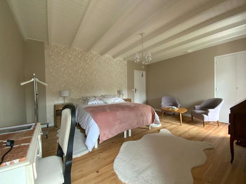 Corps de ferme - 291 m² - 10 pièces