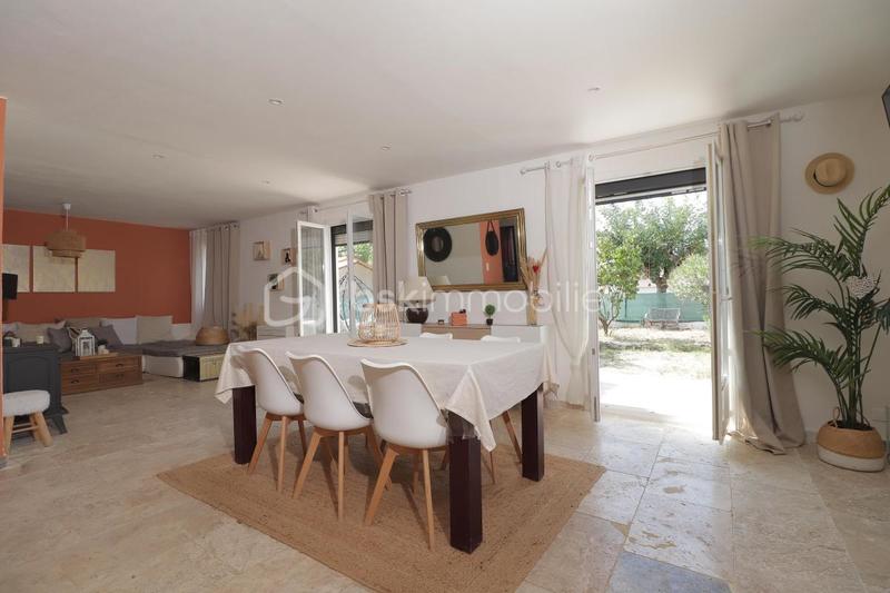 Villa - 100 m² - 4 pièces