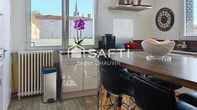 Maison - 159 m² - 6 pièces