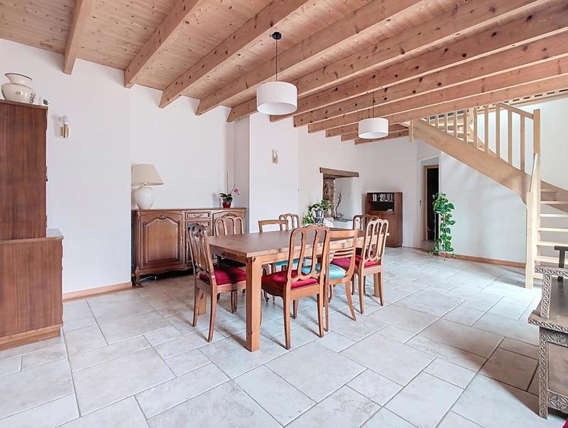 Longère - 220 m² - 9 pièces