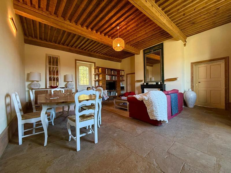 Demeure - 369 m² - 12 pièces