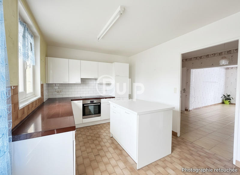 Maison - 82 m² - 5 pièces