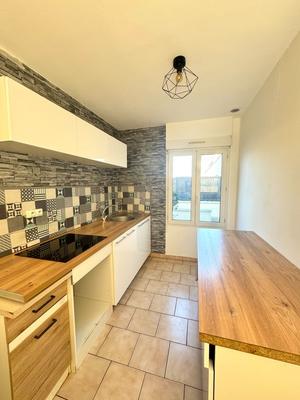 Maison - 91 m² - 5 pièces