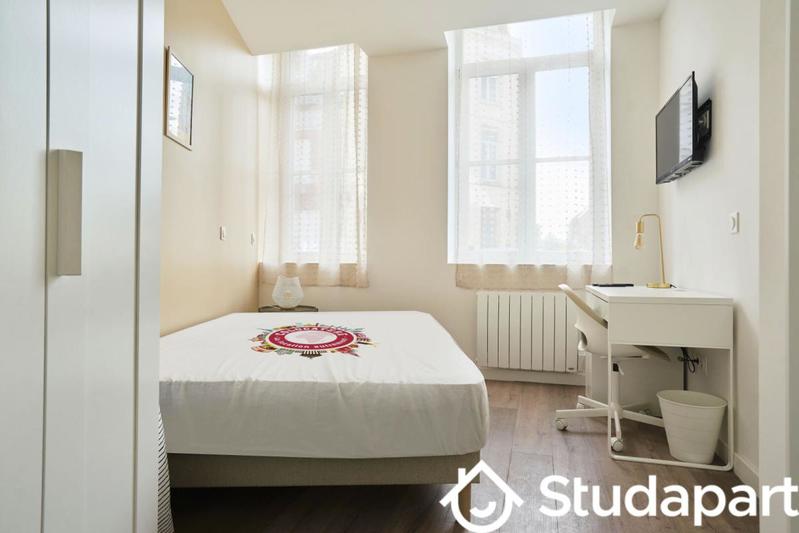 Chambre - 12 m² - 1 pièce