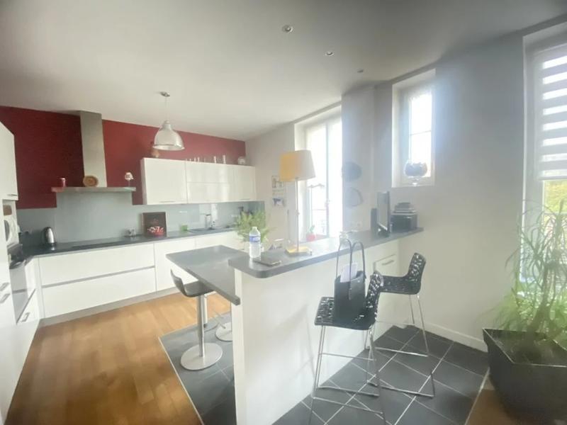 Maison de ville - 146 m² - 7 pièces