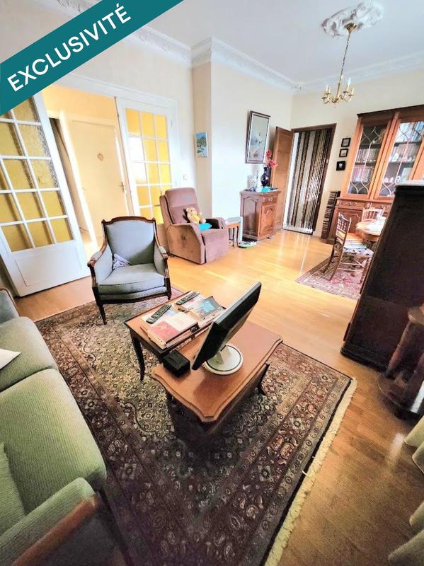 Maison - 243 m² - 7 pièces