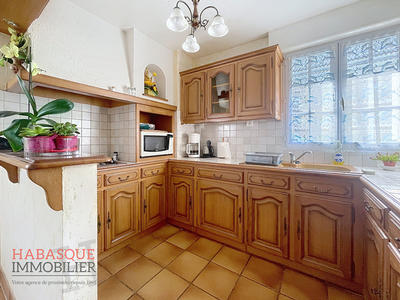 Maison - 104 m² - 6 pièces