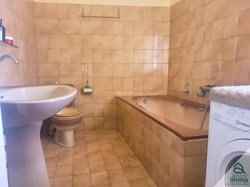 Propriété - 270 m² - 8 pièces