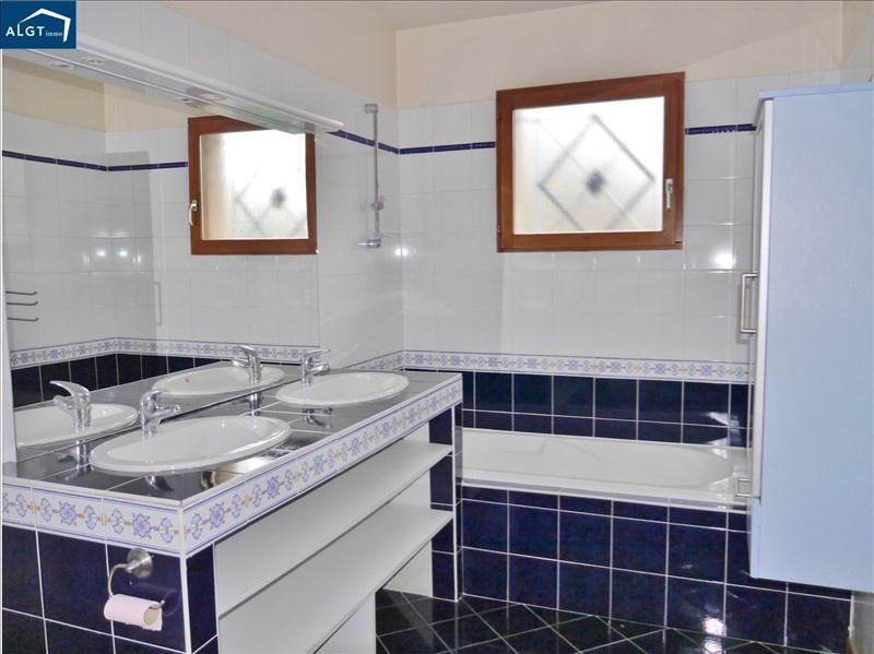 Villa - 150 m² - 6 pièces