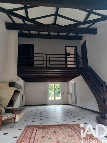 Maison - 200 m² - 5 pièces