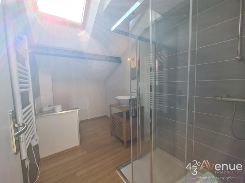 Loft - 175 m² - 5 pièces