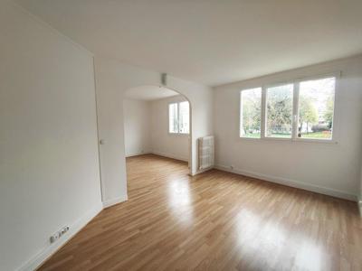 Appartement - 75 m² - 5 pièces