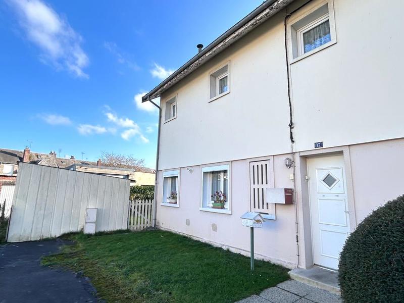 Maison - 95 m² - 4 pièces