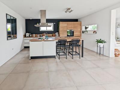 Maison - 152 m² - 5 pièces