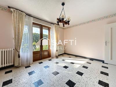 Maison - 101 m² - 6 pièces