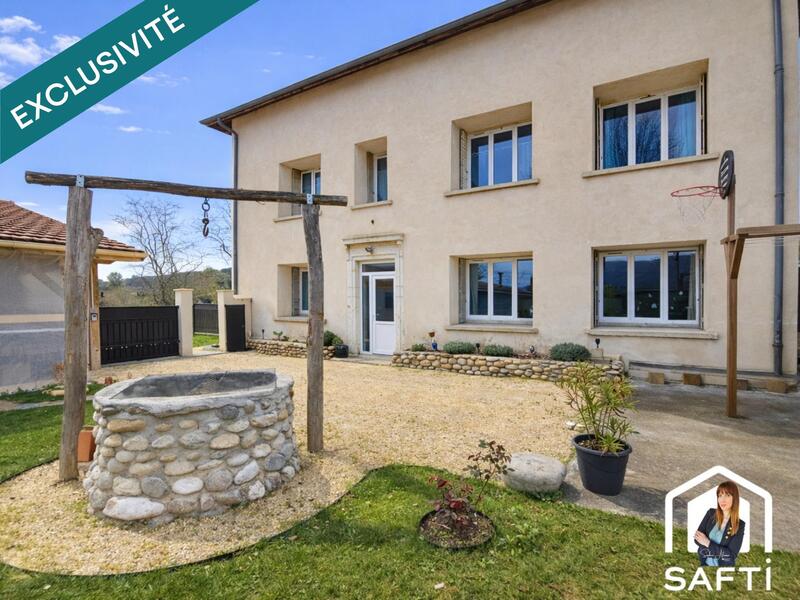 Maison - 151 m² - 9 pièces