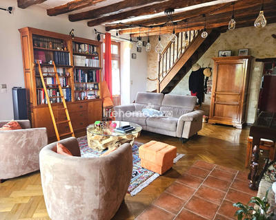 Maison traditionnelle - 170 m² - 6 pièces