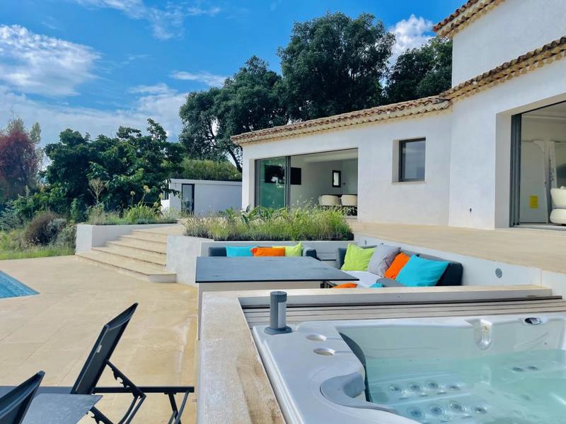 Villa - 166 m² - 4 pièces