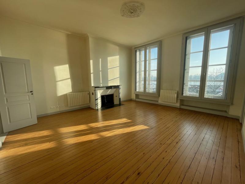 Appartement - 98 m² - 3 pièces